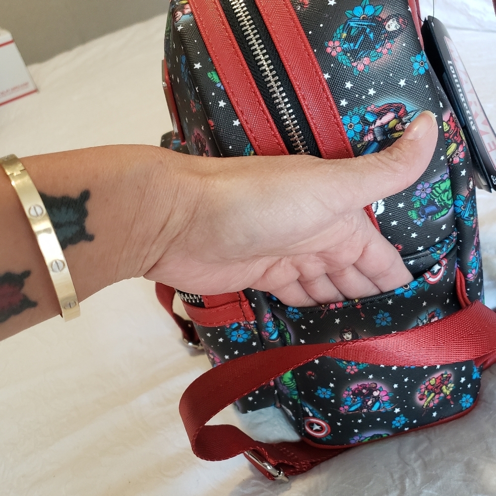 NEW LOUNGEFLY-MARVEL-AVENGERS-TATTOO MINNI BACKPACK - Picture 8 of 15